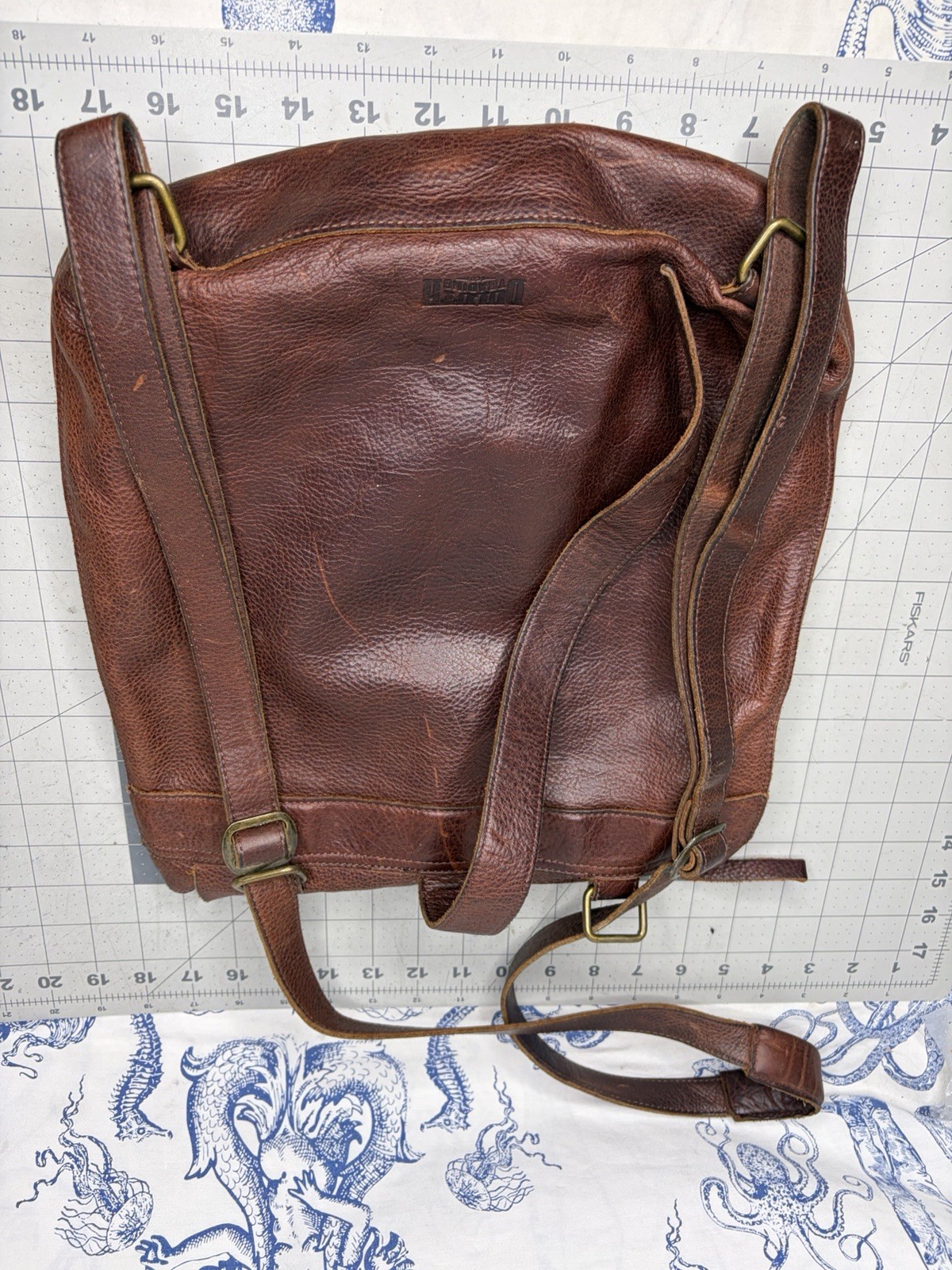DULUTH TRADING CO. Lifetime Leather Brown Convertible Backpack Crossbody Bag