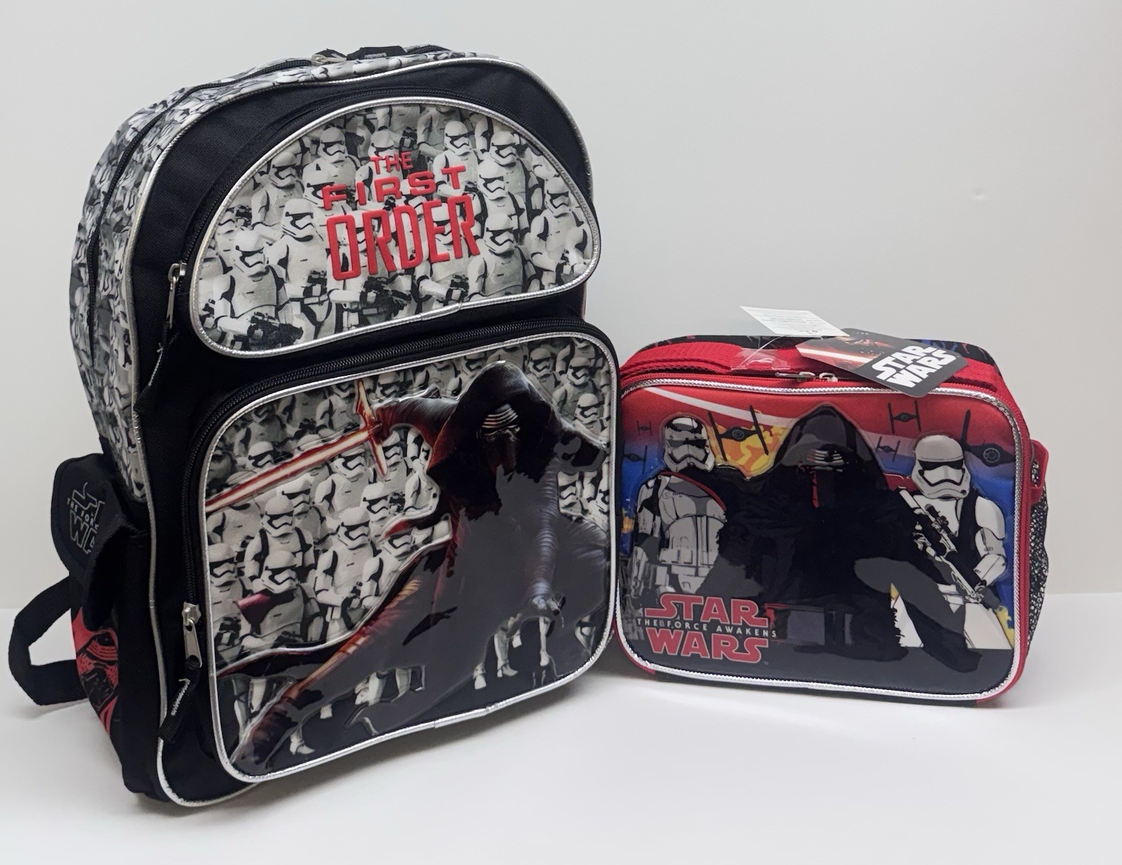 Disney Star Wars 16″ Backpack and matching Lunchbox (Brand New)