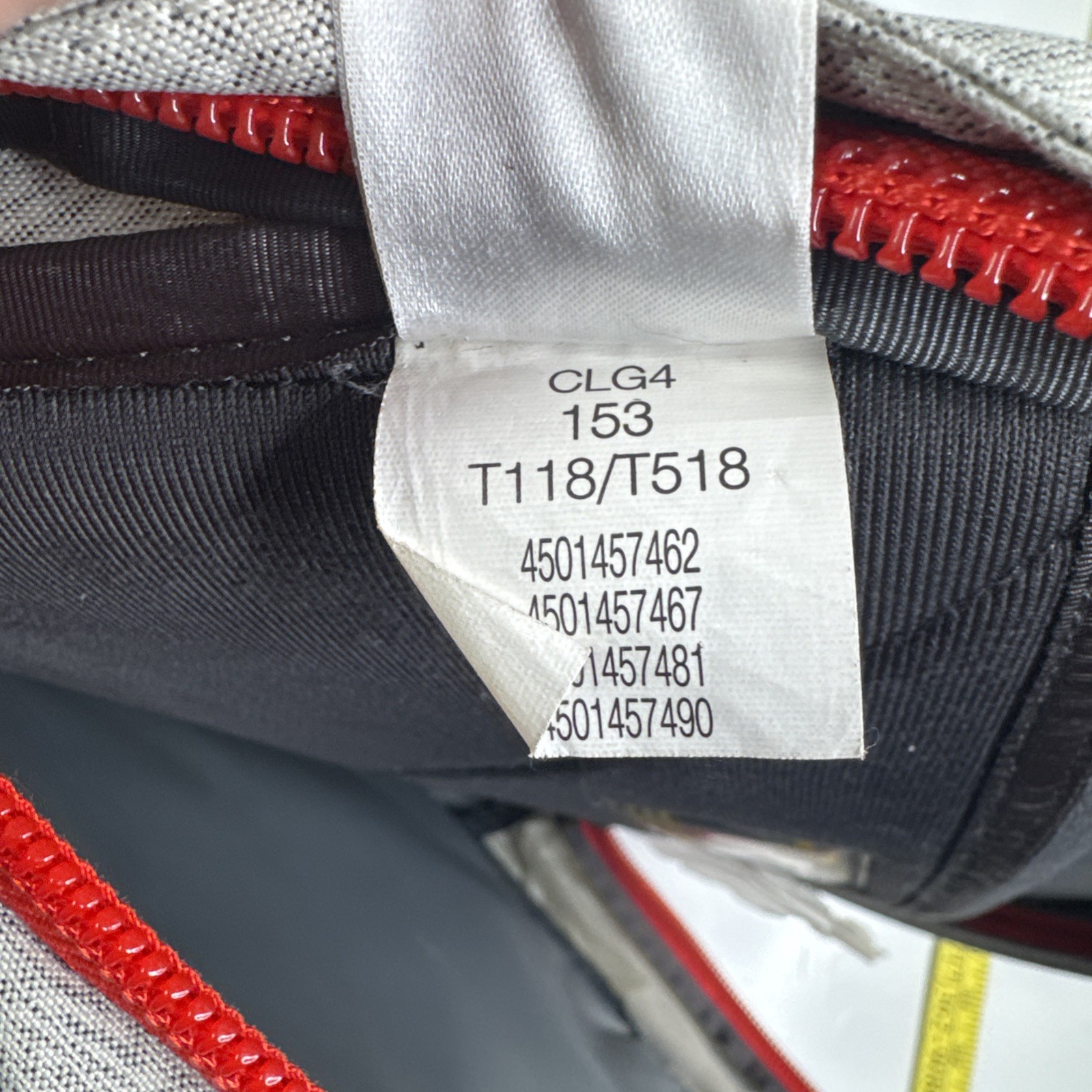 North Face Recon Backpack Gray/Red. Great bag for hiking, travel and school bag