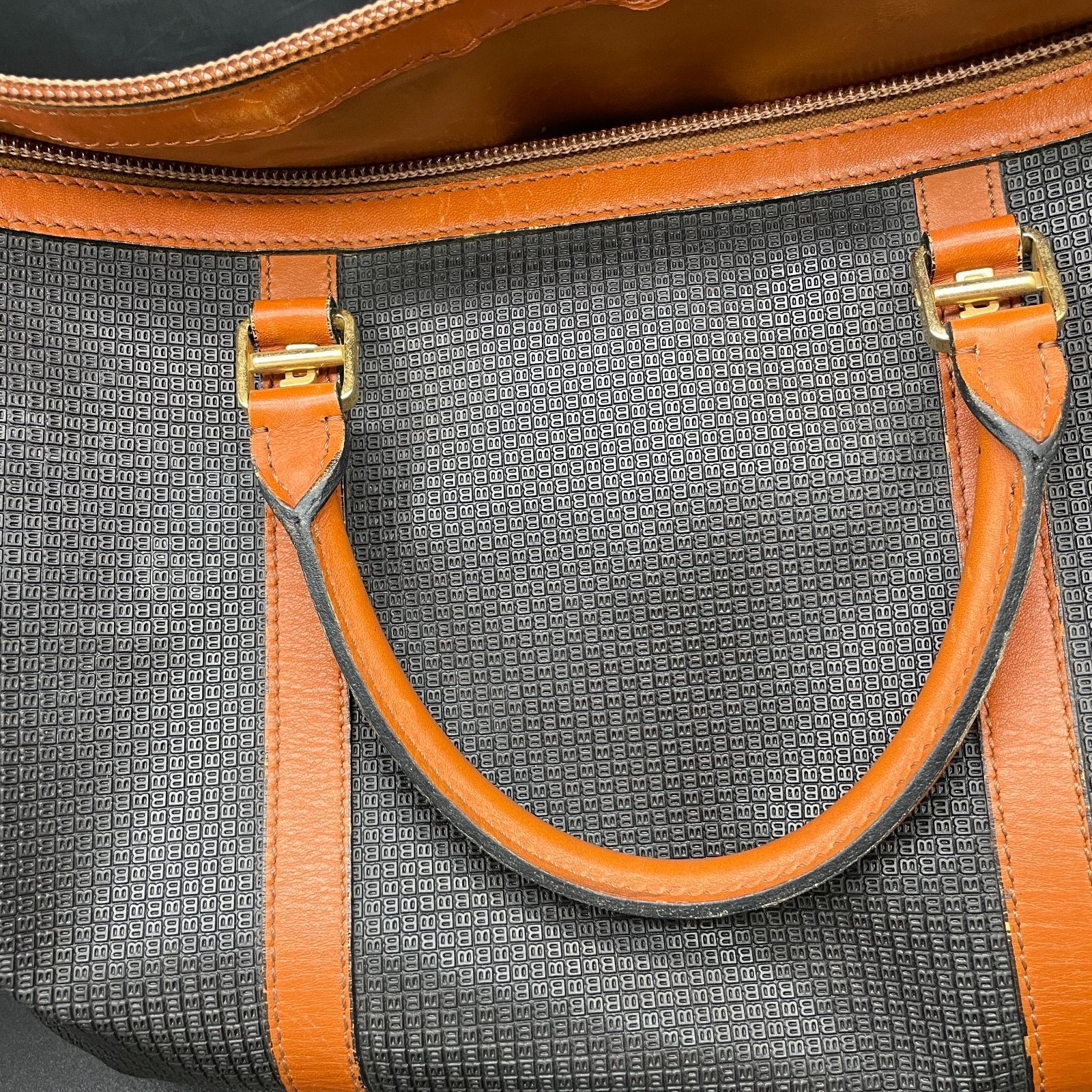 Bally Leather Boston Bag Spacious Designer Vintage Luxury Elegant 37x22x20cm