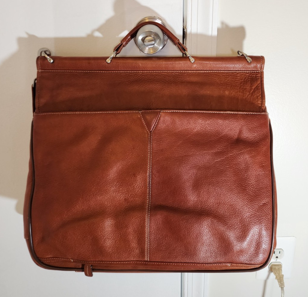 Johnston and Murphy 16 Inch Leather Briefcase. Good Condition.