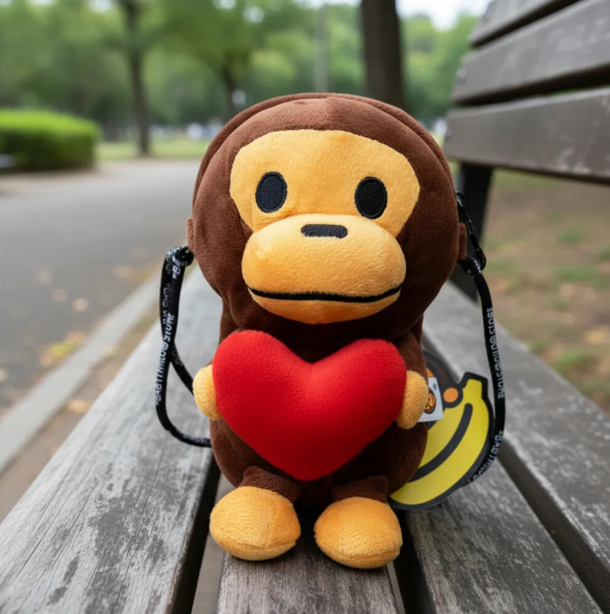 A Bathing Ape BAPE – Baby Milo Heart Mobile Shoulder Bag Pouch – New With Tags