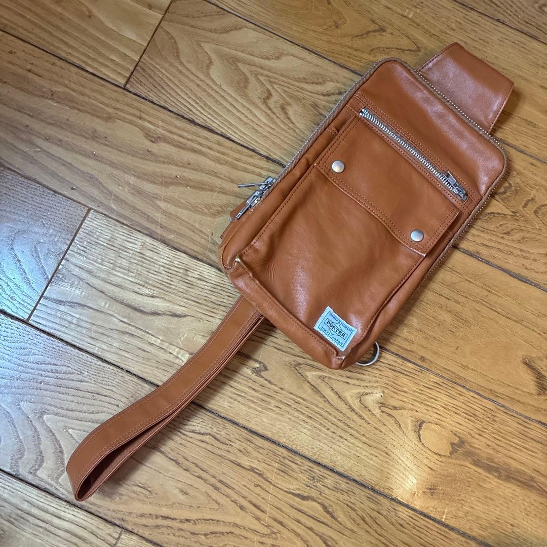 Authentic HEADPORTER PORTER Camel Shoulder Body Bag 7.9inch Damaged Bottom