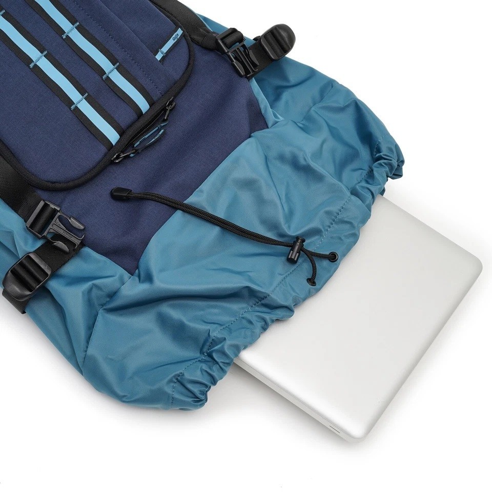 Oakley Utility Organizing Backpack School Hiking Navy Blue Day Pack Metal Buckle