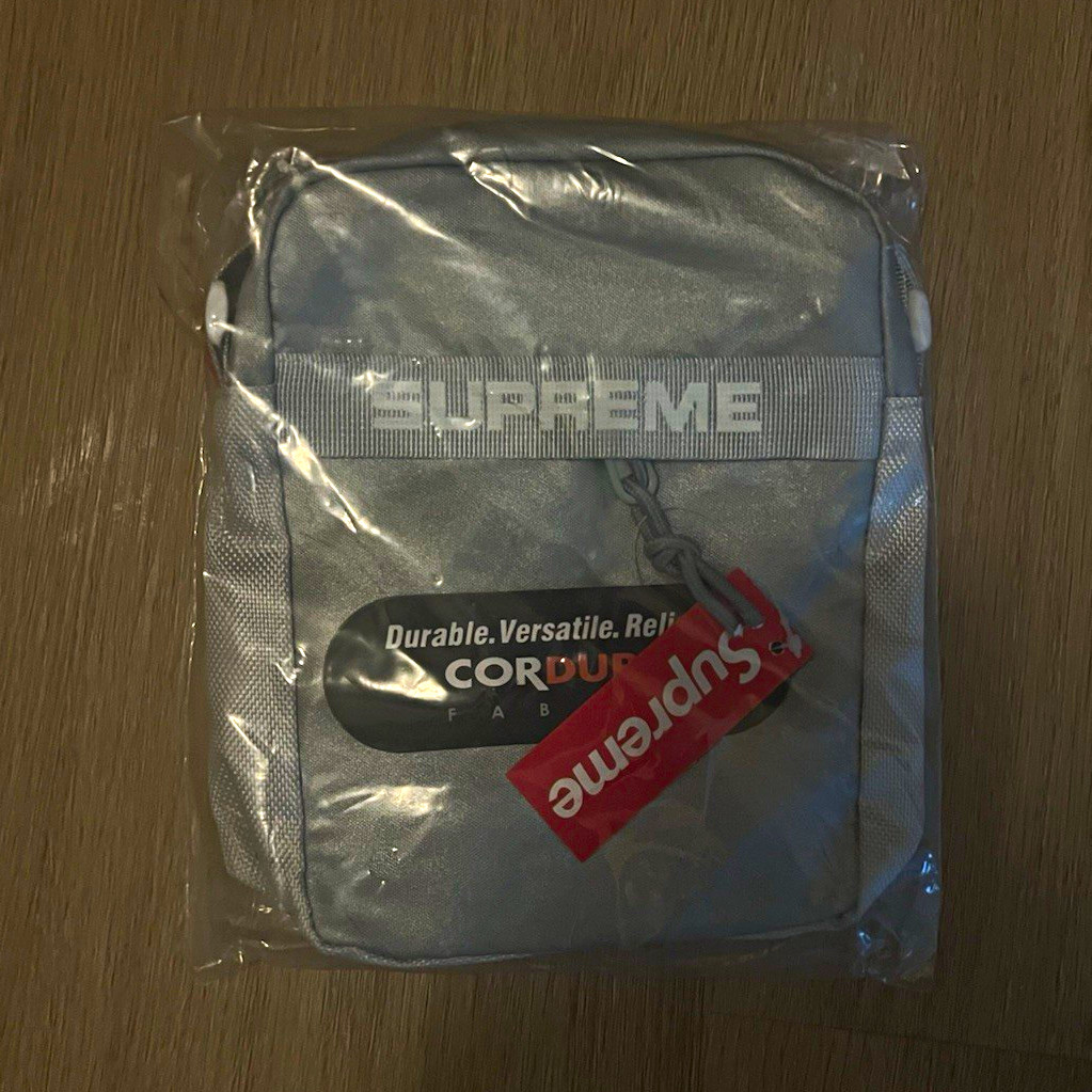 Supreme Silver Small Messenger Bag 2022