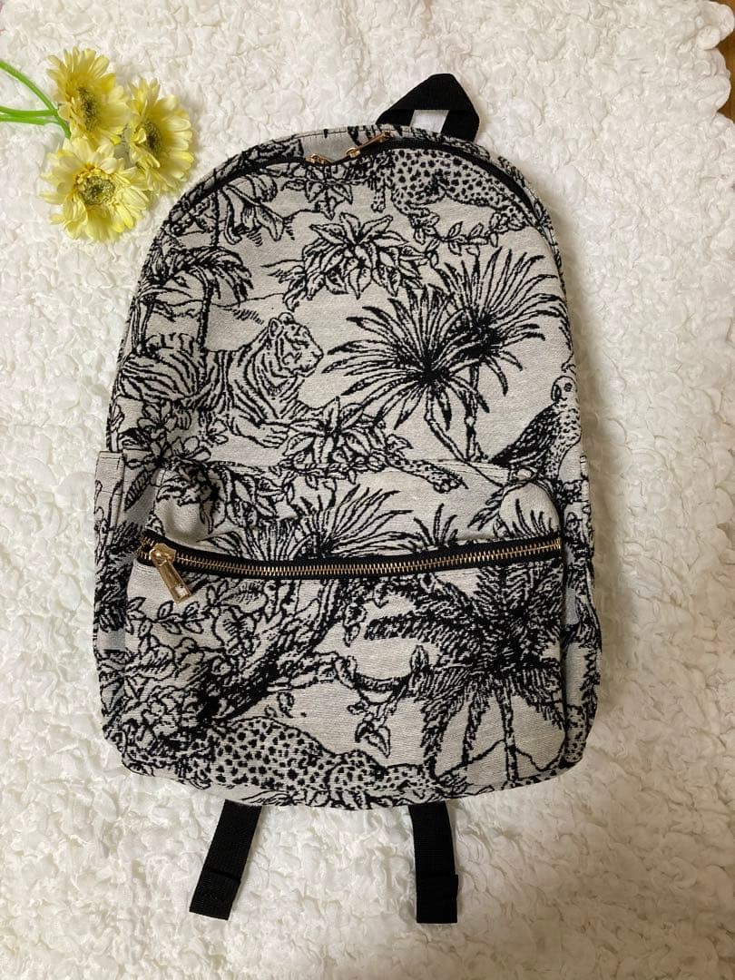 Pal Collection Animal Jacquard Eco-Friendly
