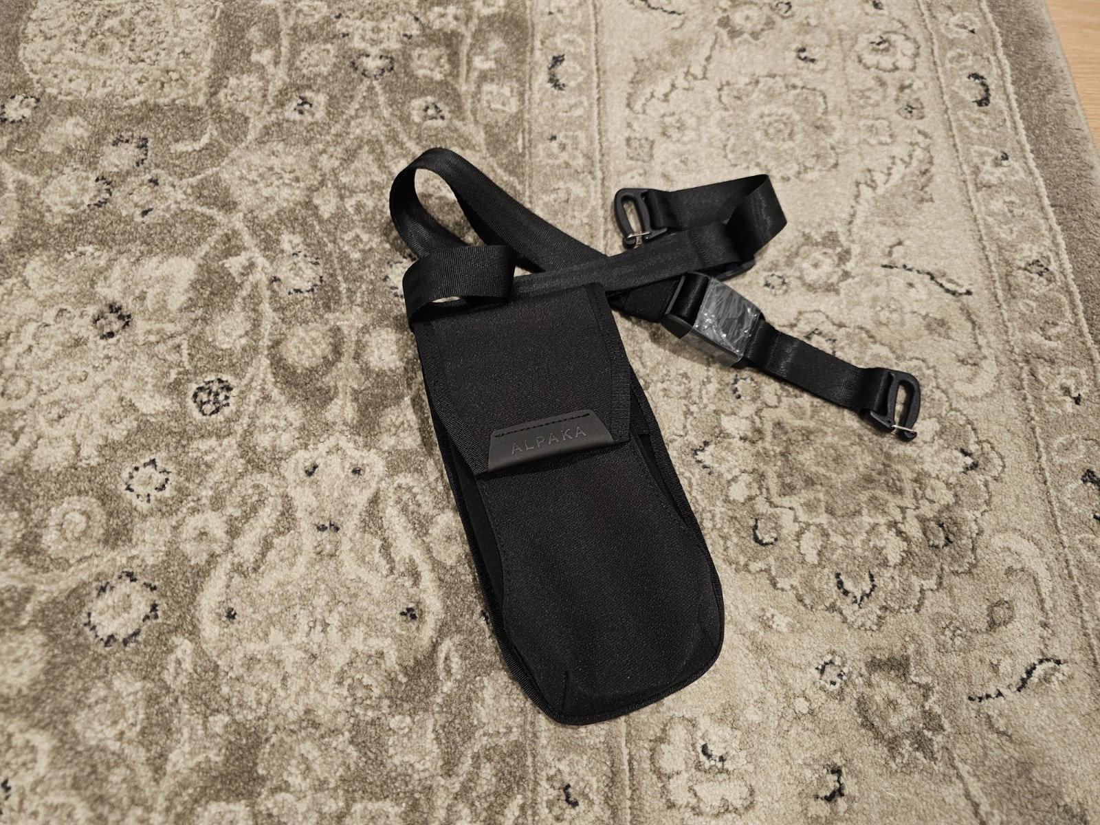 Alpaka Modular Phone Sling V2 – Black Axoflux