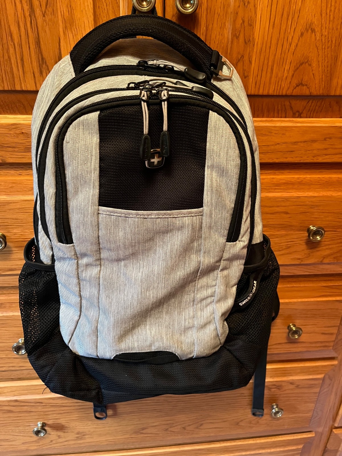 Large Swiss+Gear Gray/Black Backpack