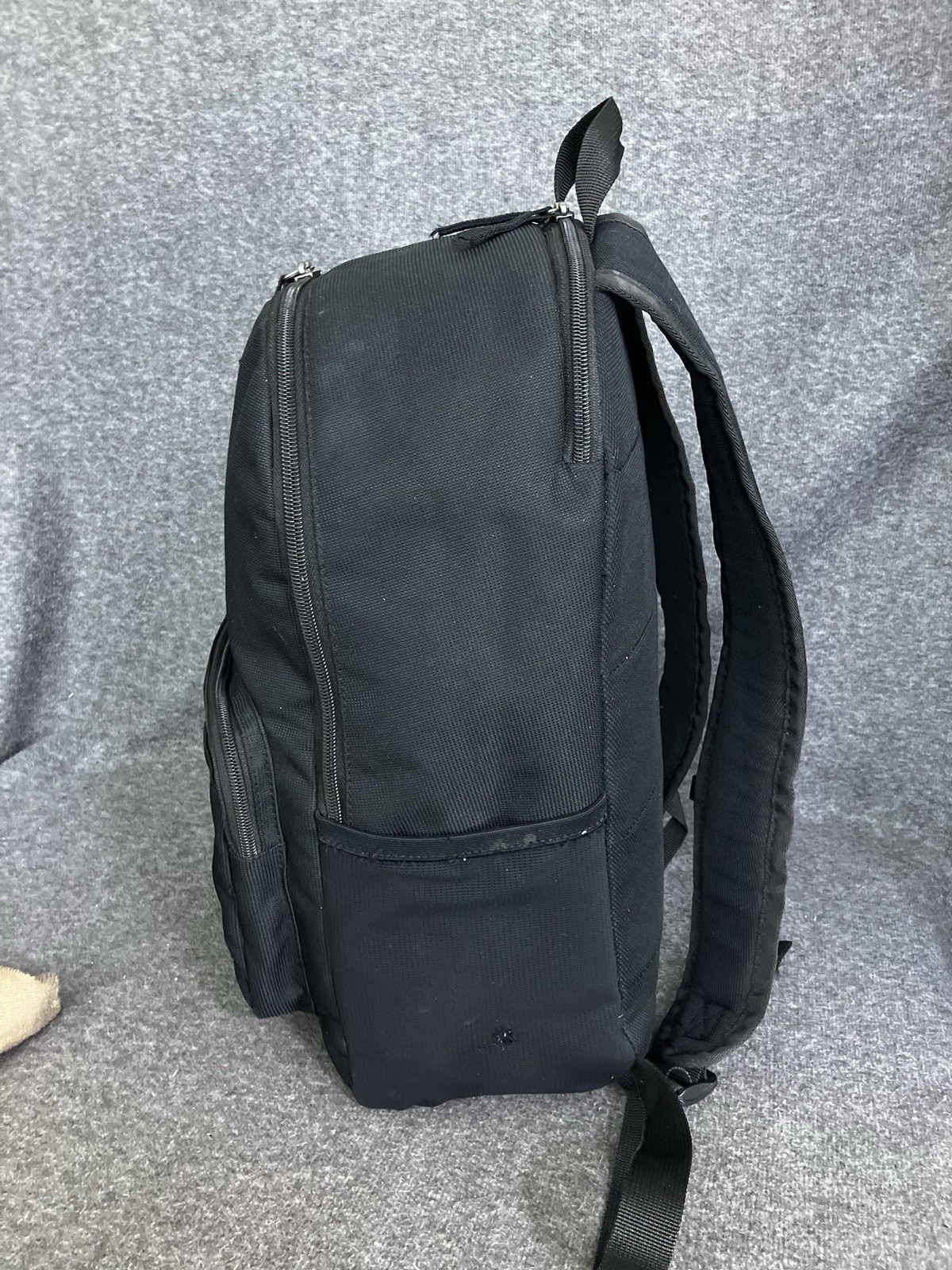 Nike Heritage Eugene School Backpack 23L All Black Logo Classic Day Gym Bag Book