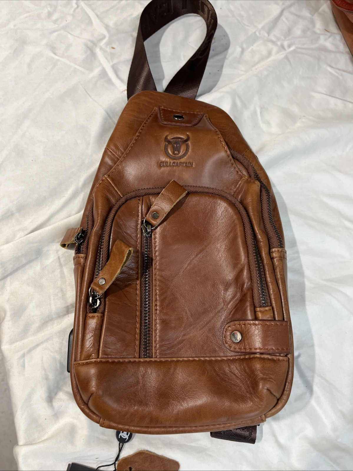NEW WITH TAGS Bullcaptain men genuine cow leather cross body bag