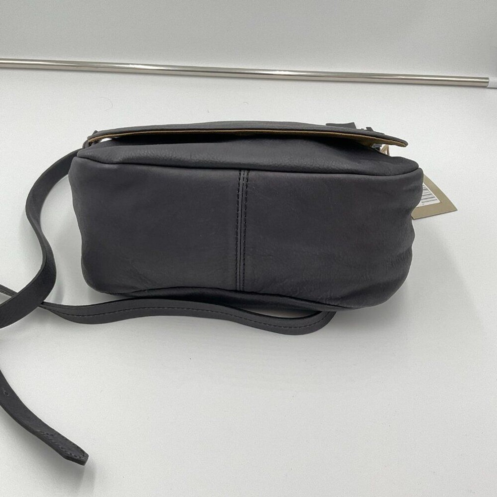 New Timberland Leather Messenger Saddle Bag Black Crossbody Adjustable Strap NWT