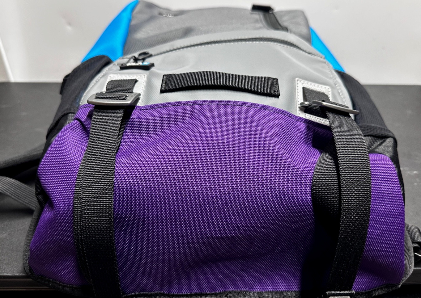 TIMBUK2 Alcatraz Water Resistant Backpack Gray Blue Purple – Used