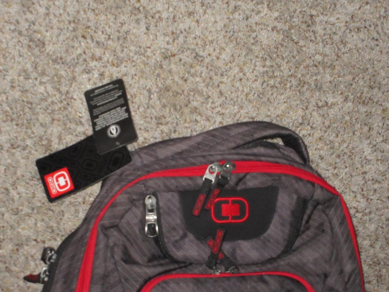 NWT OGIO 411069 Excelsior 17″ Laptop Backpack Gray Red Black Geometric Print