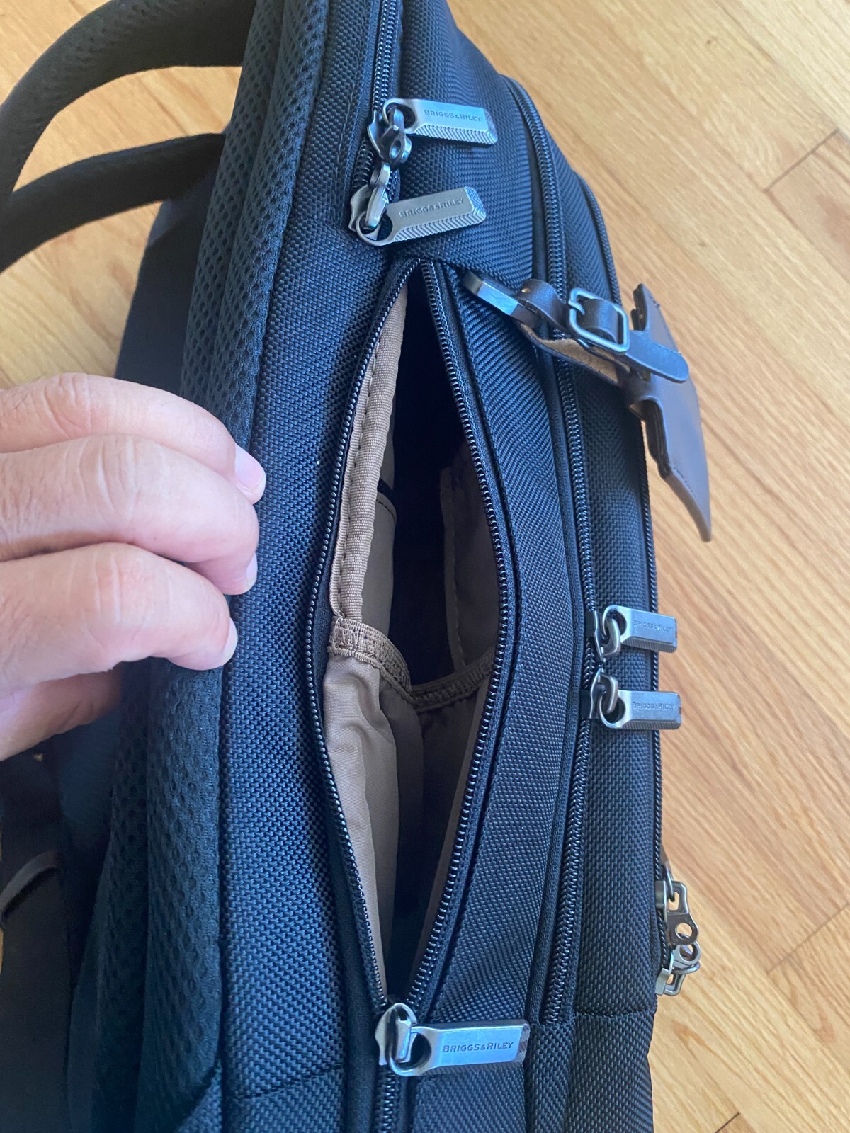 Authentic Briggs & Riley @Work Collection Medium Backpack NEW never used NO tags
