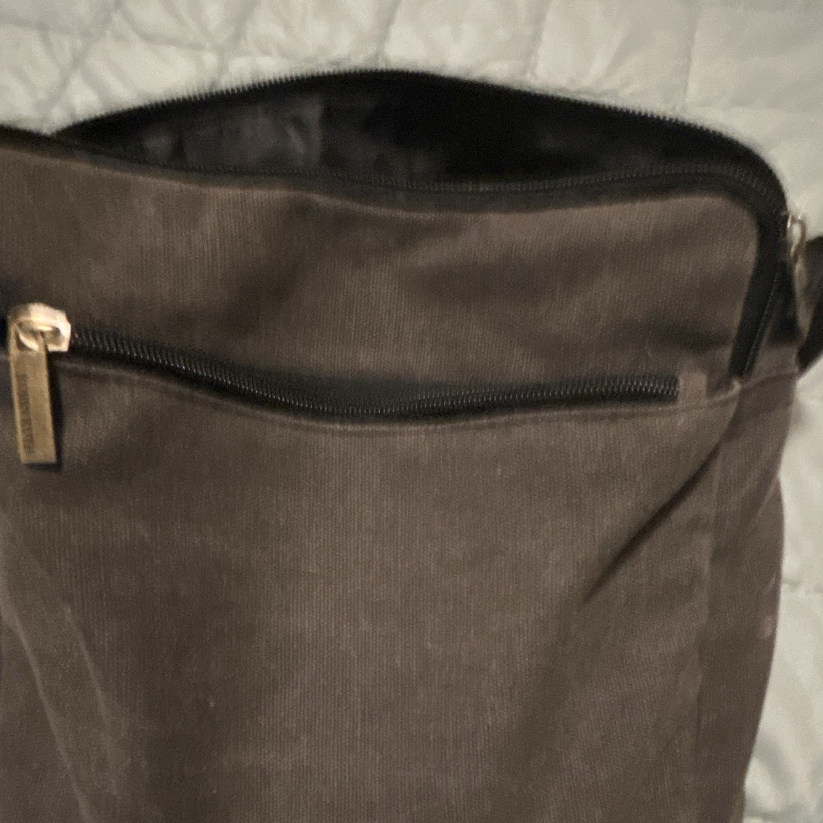 Robin Ruth Brown Medium Crossbody Bag Zip Closure Adjustable Strap Solid