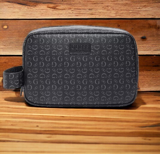 NEW WITH TAGS MEN’S GUESS BLACK COAL TOILETRY TRAVEL CASE BAG VANITY LOGO