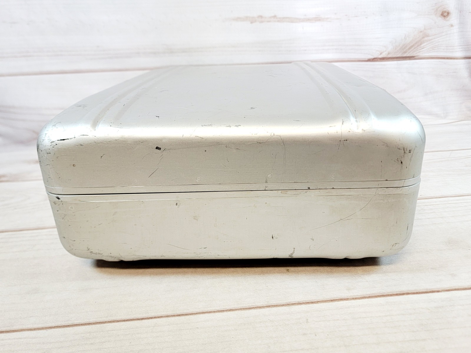 Vintage Aluminum Briefcases 18″ x 13″ x 5″ With Padding Camera Made In Japan