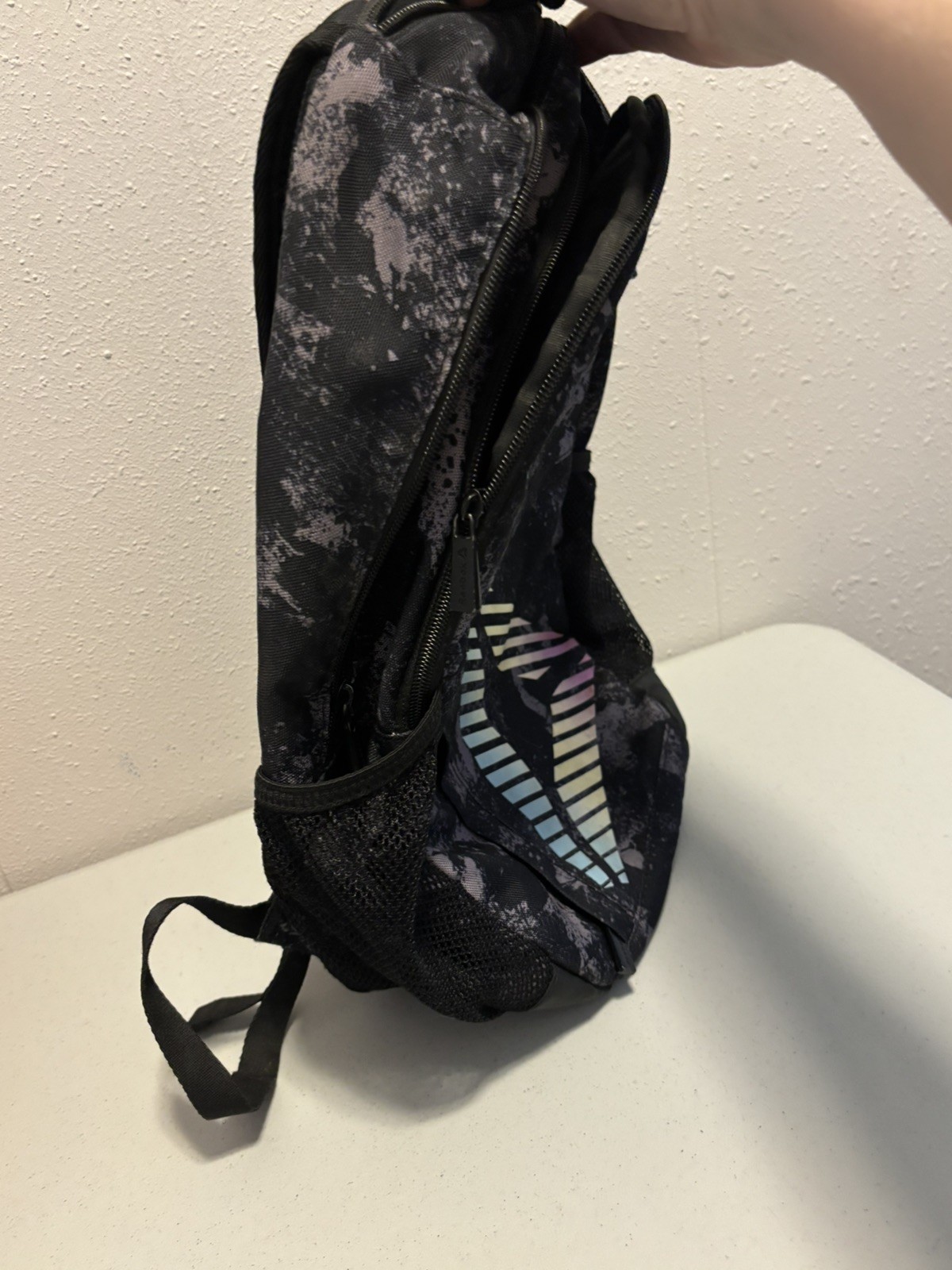 EUC Reebok Backpack Gym Workout Charcoal Water Resistant Book School Bag