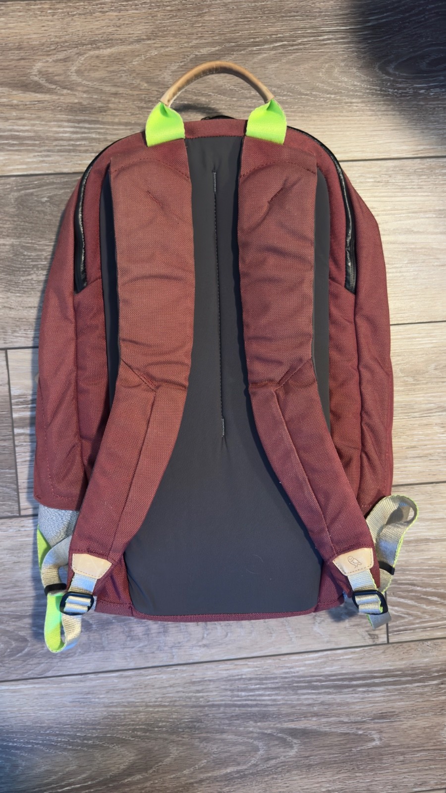 Bellroy Classic Backpack Plus (22 Liter, 15″ Laptop) – Neon Cabernet