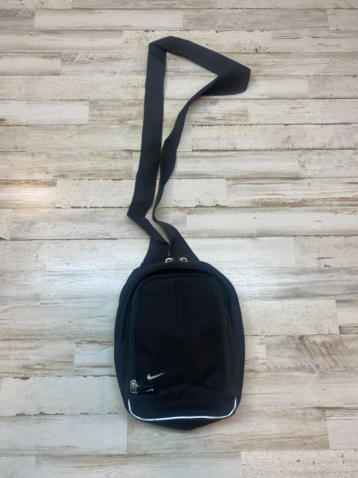 Nike Swoosh Crossbody Bag Fanny Hip Waist Pack Messenger Black White 3 Pockets