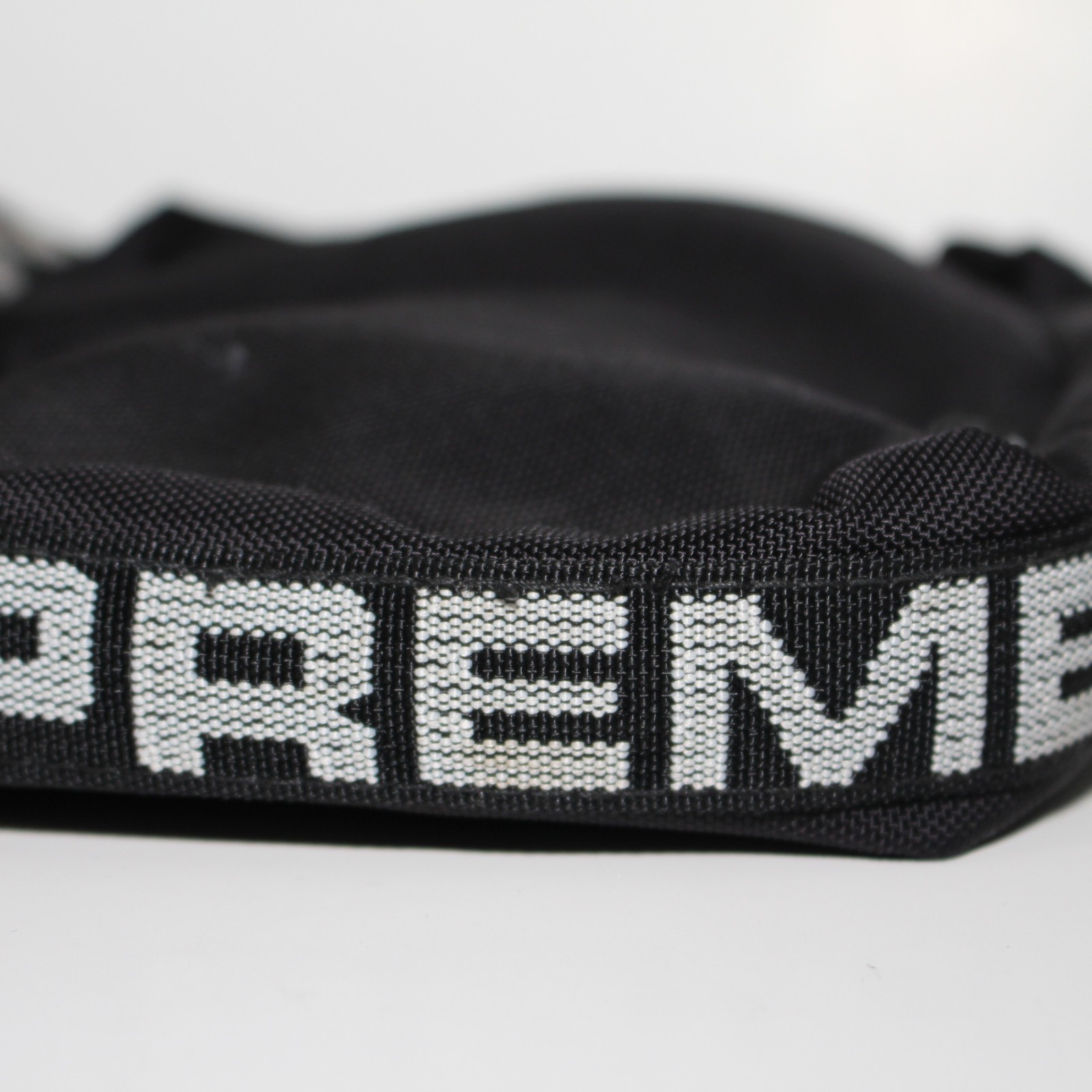 Supreme SS18 Shoulder Bag Black – 100% Authentic – Side Bag