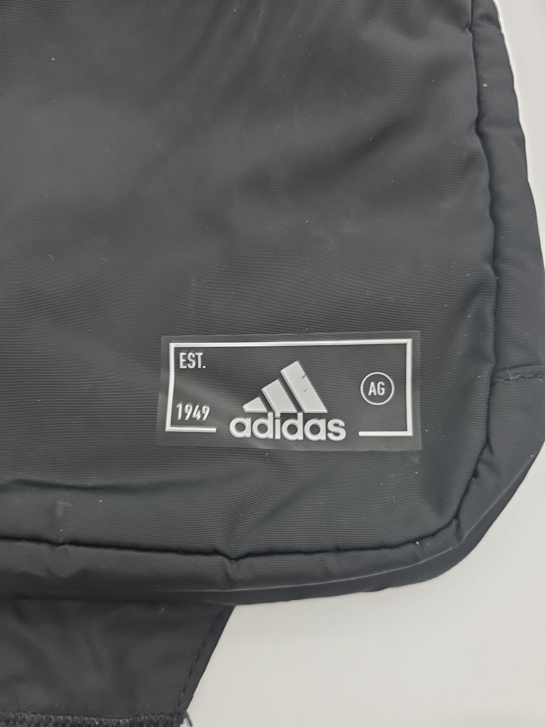 Adidas Unisex Essentials 2 Sling Adjustable Strap Crossbody Bag Black