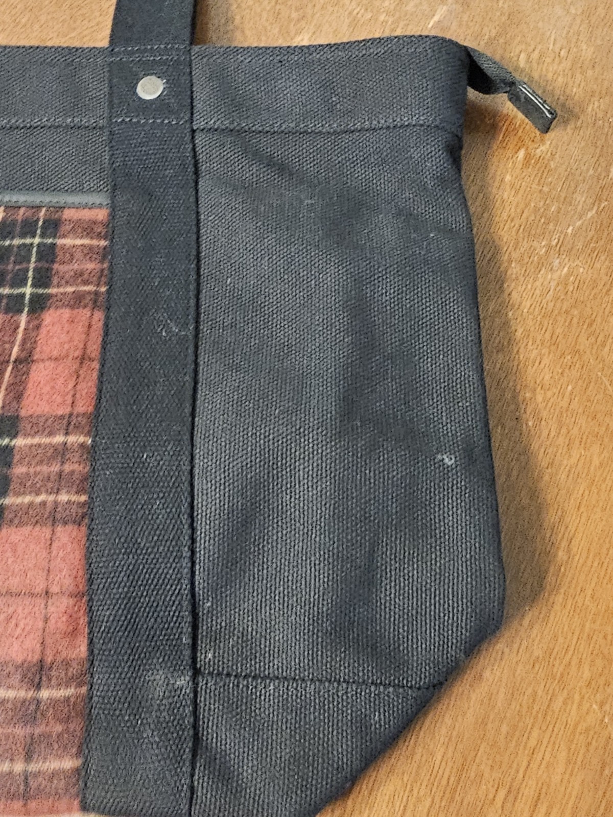 Pendleton Woolen Mills Brodie Black & Plaid Canvas Tote Duffle Bag Zip Close NEW