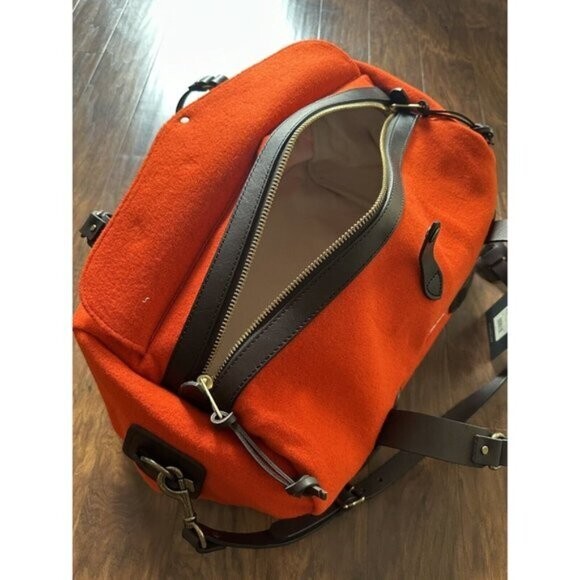 FILSON Mackinaw Wool Medium Duffle Duffel Bag NEW $950