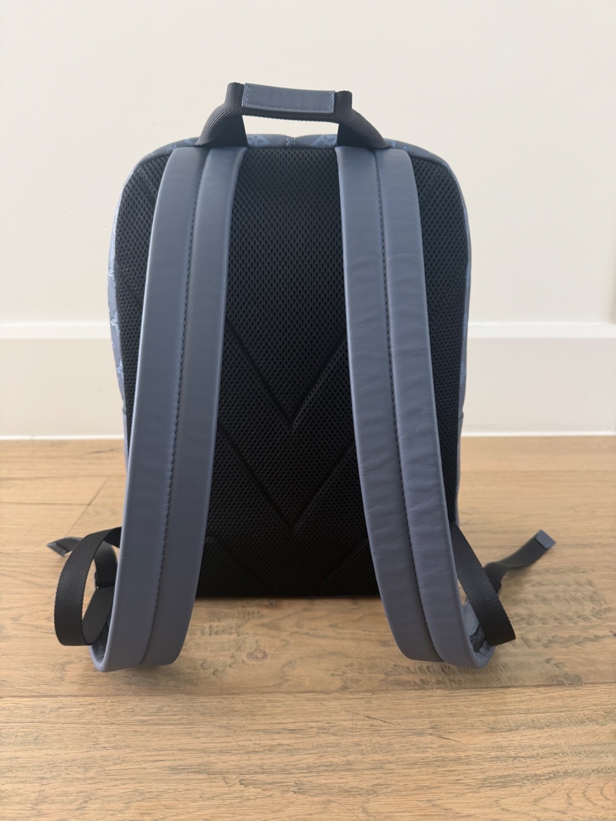 Louis Vuitton Monogram Shadow Sprinter backpack M45728 Navy Blue