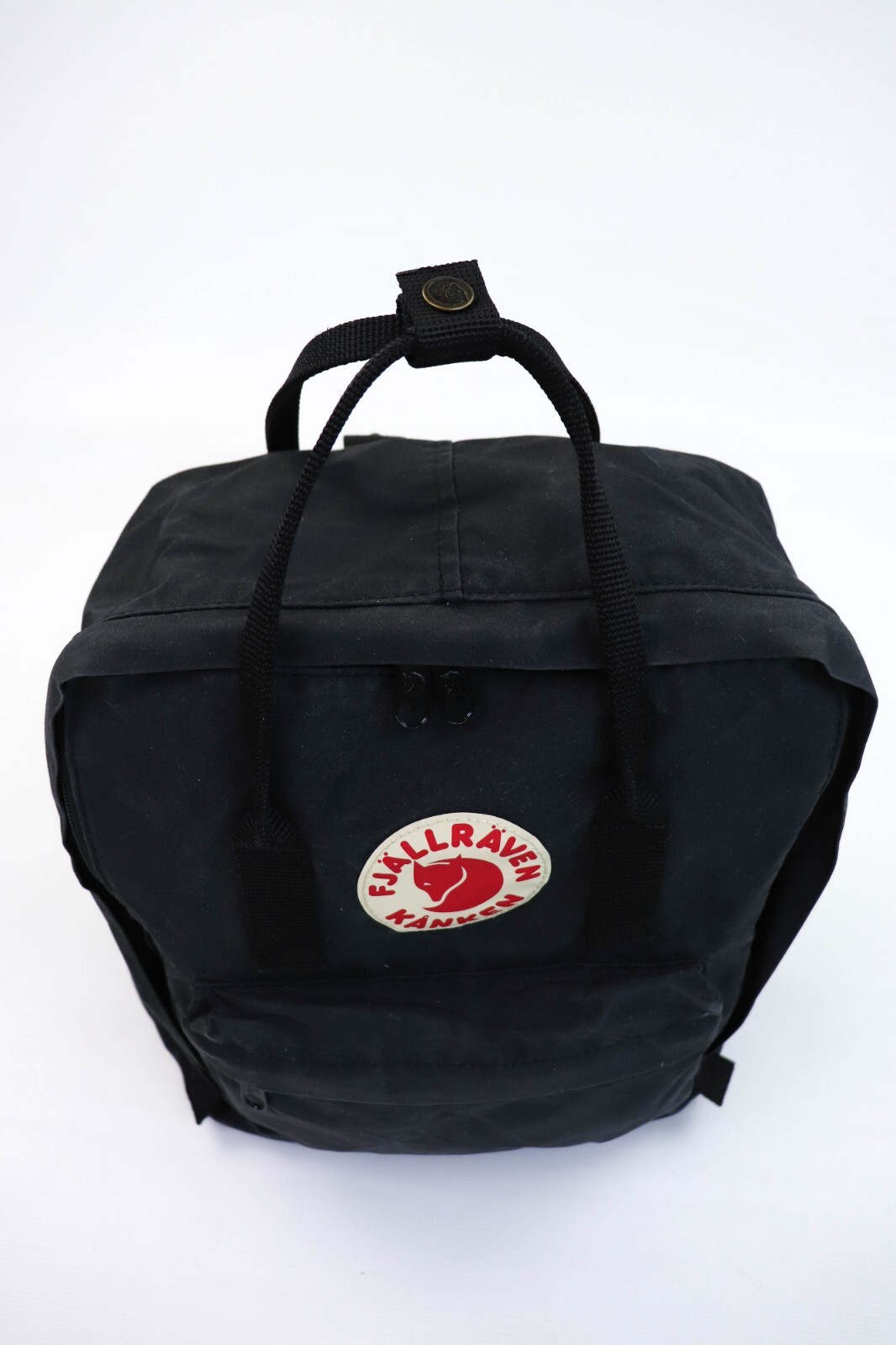 Fjallraven Kanken 16L 38x27x13 CM Black Waxed Backpack