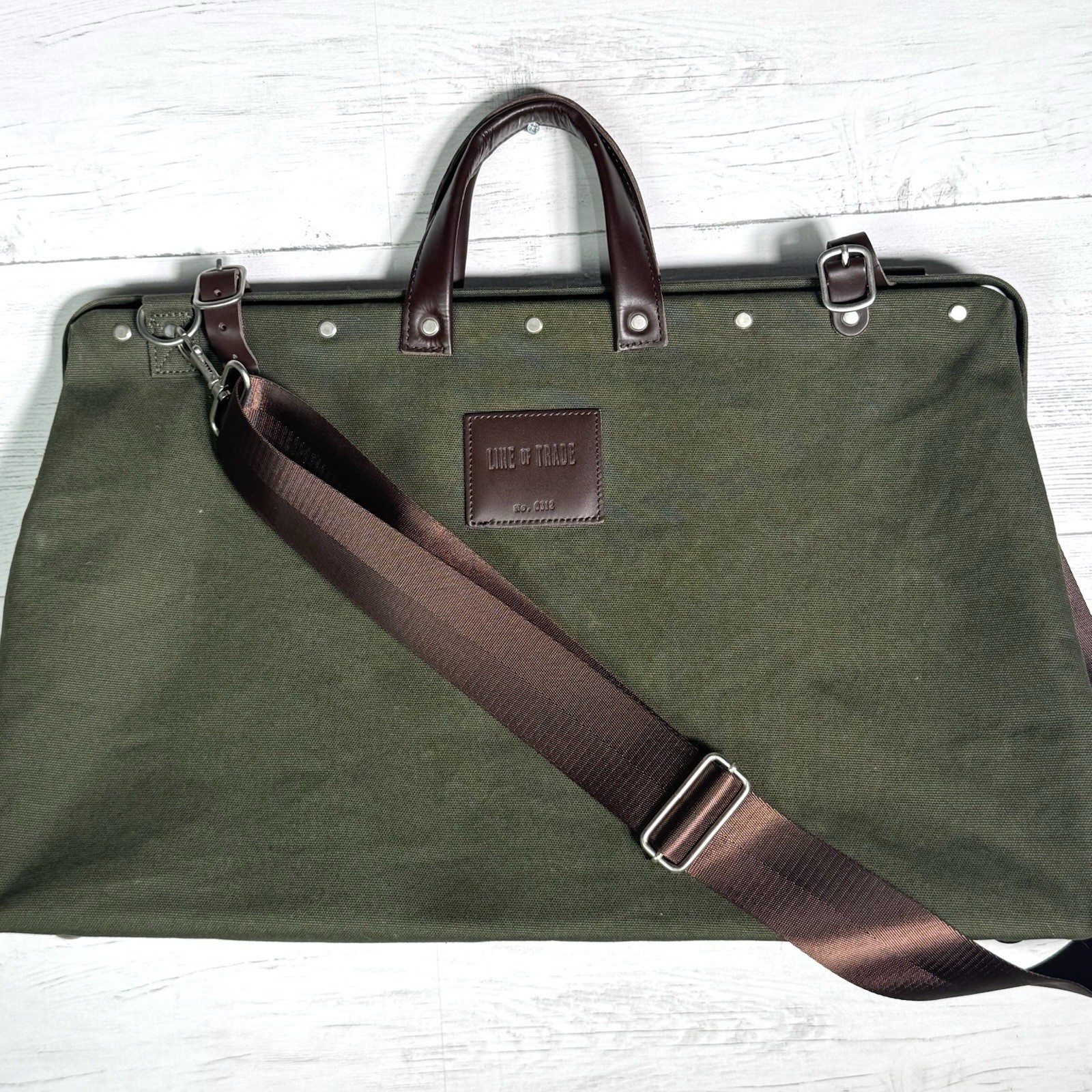Line of Trade Weekender Bag XL Olive Green Canvas Leather Trim Shoulder Strap