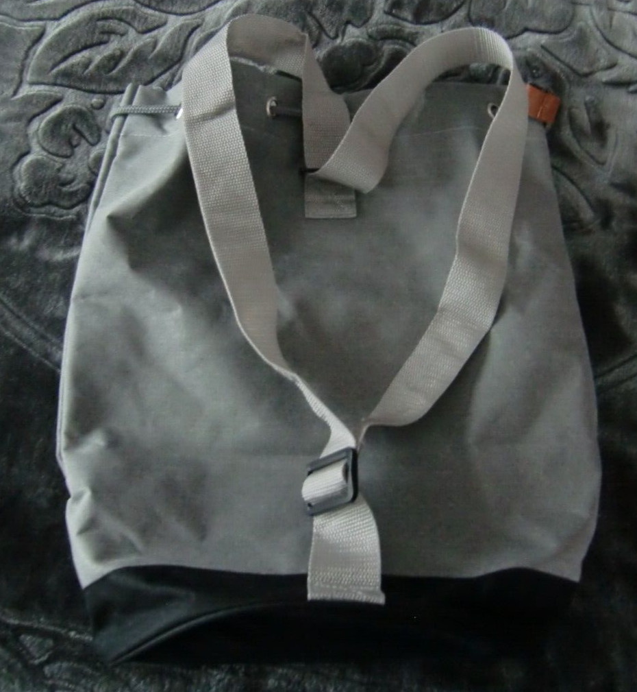 New- Draw String Bags Pack and Stainless steel water bottle by scale computing