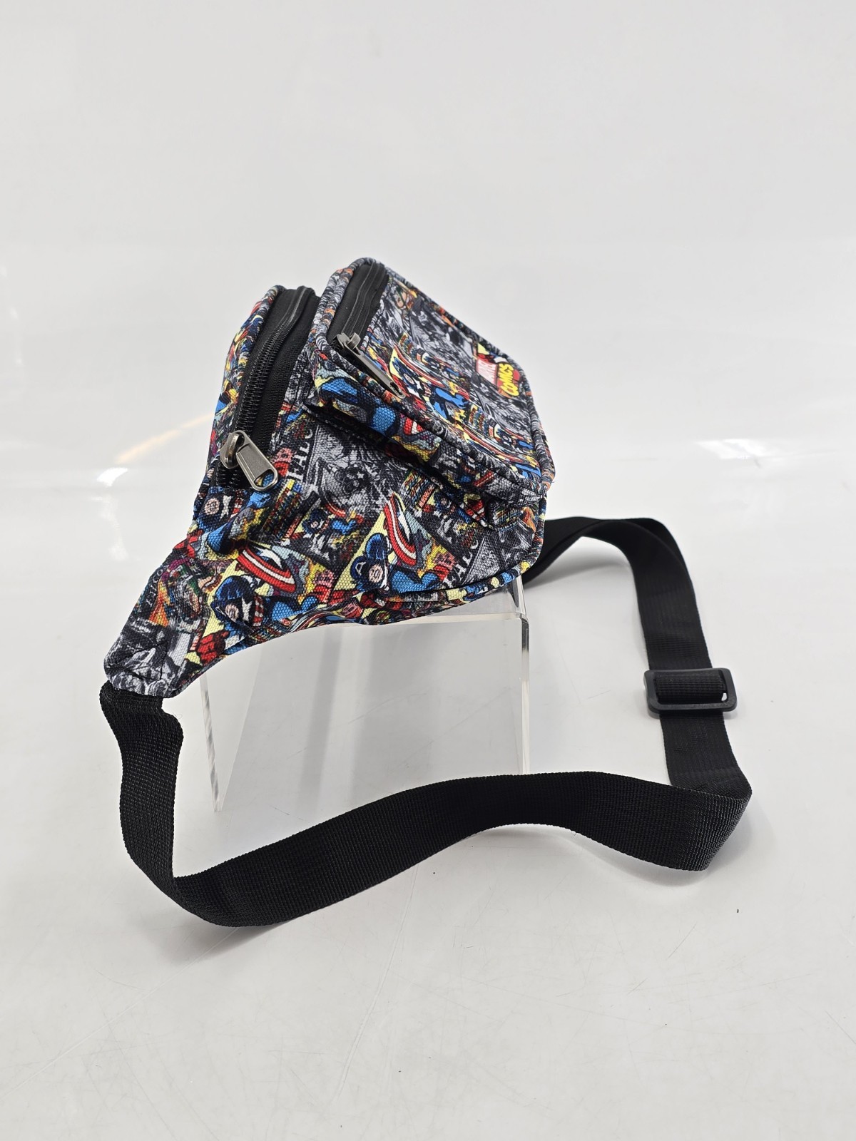 NWT Marvel Comics Captain America Cross Body Or Around Waist Fanny Pack