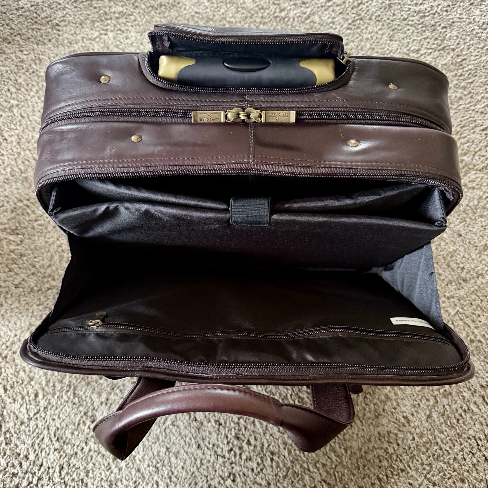 Claire Chase Jumbo Executive Computer Briefcase 100% Cowhide Leather Color Cafe