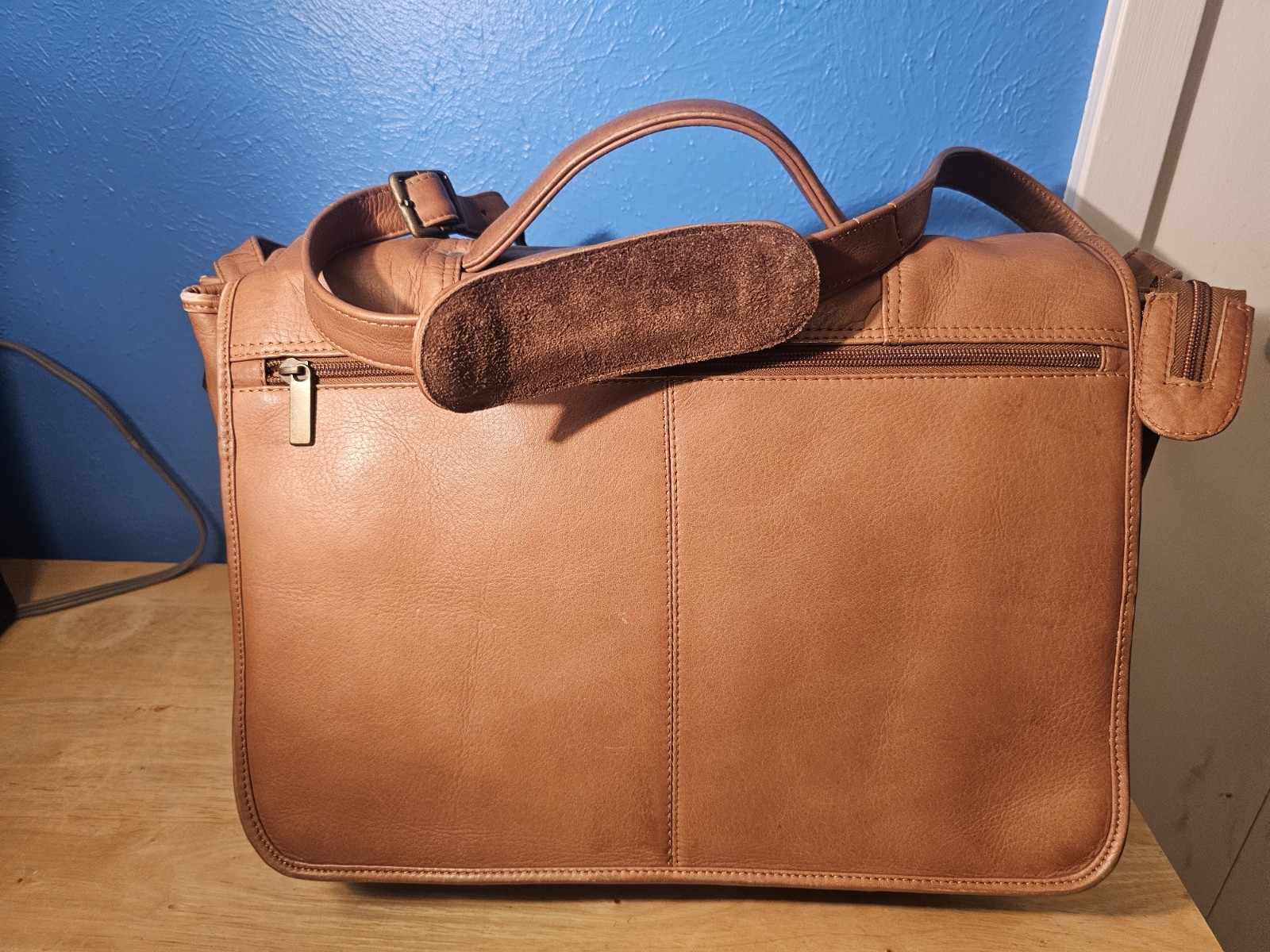 Wilson’s Leather Briefcase-Messenger Bag Cognac Brown-Genuine Leather Colombia