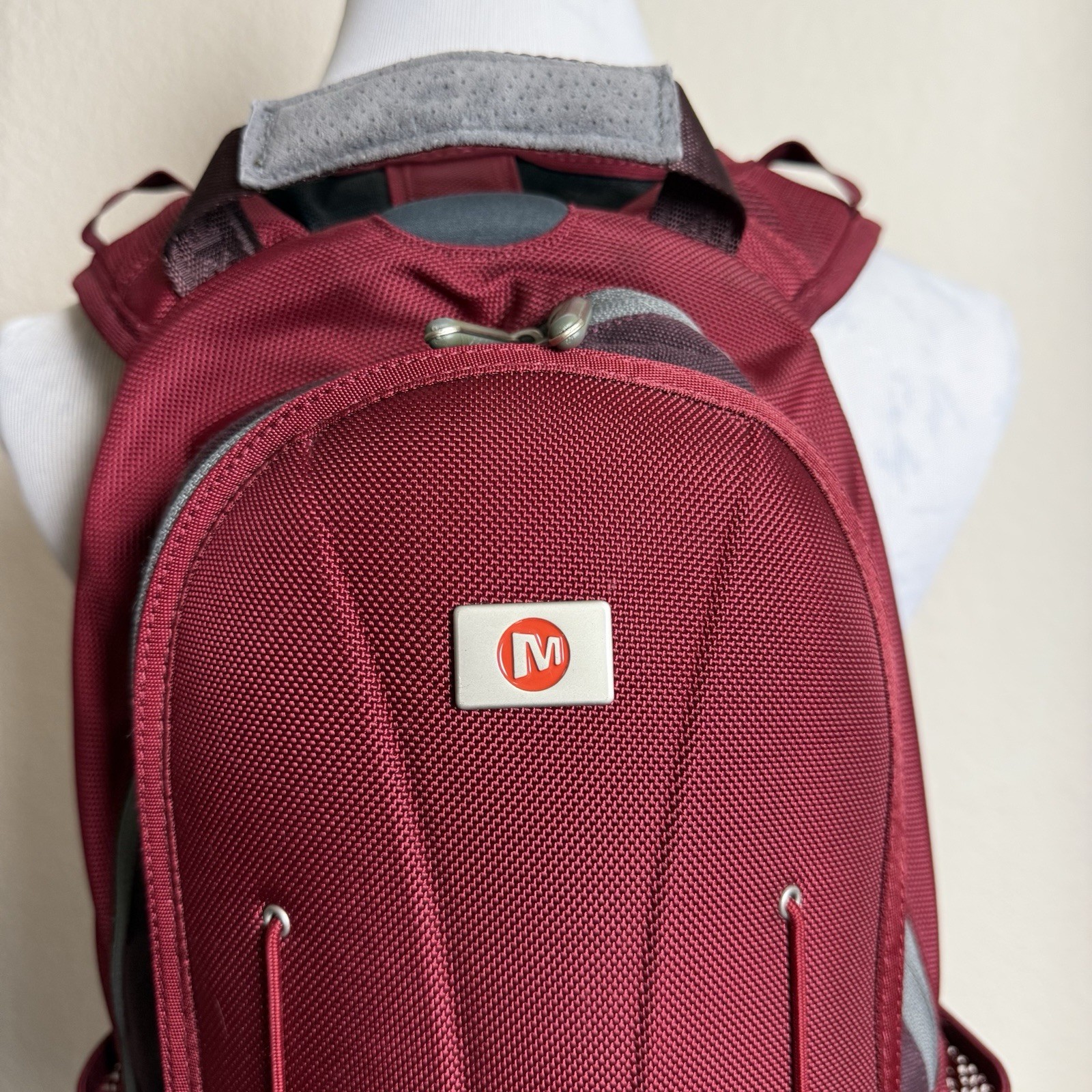 Merrell Backpack Dark Red Canvas Hard Shell Hiking Medium Unisex Outdoor