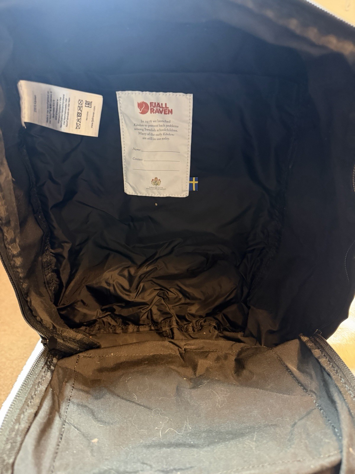 Fjallraven Kanken Backpack Black w/ Red Straps Classic School Travel Bag