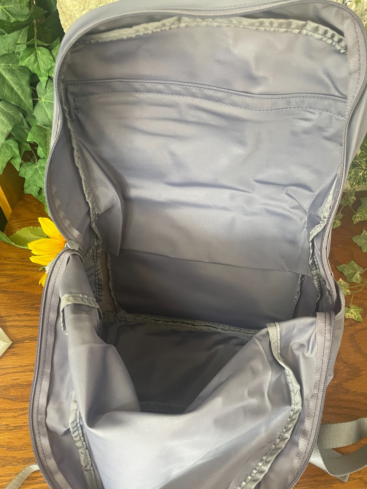 NWT TUMI LAVENDER PACKABLE BACKPACK FOLDABLE SHOULDER LARGE BAG TRAVEL CARRYON