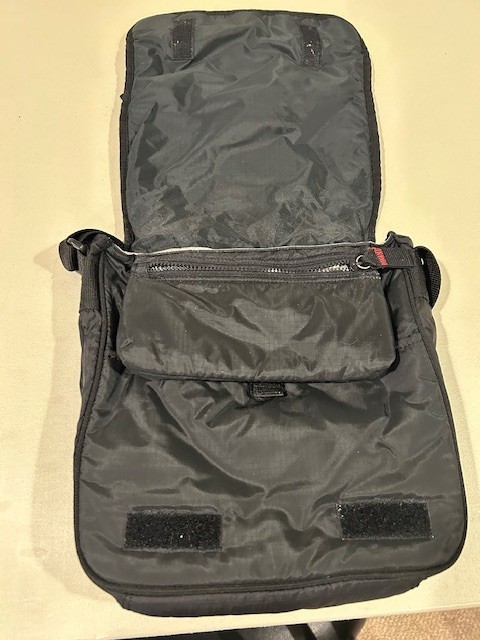 90s Vintage Tommy Hilfiger Side Cross Bag Nylon Bag Adjustable Strap