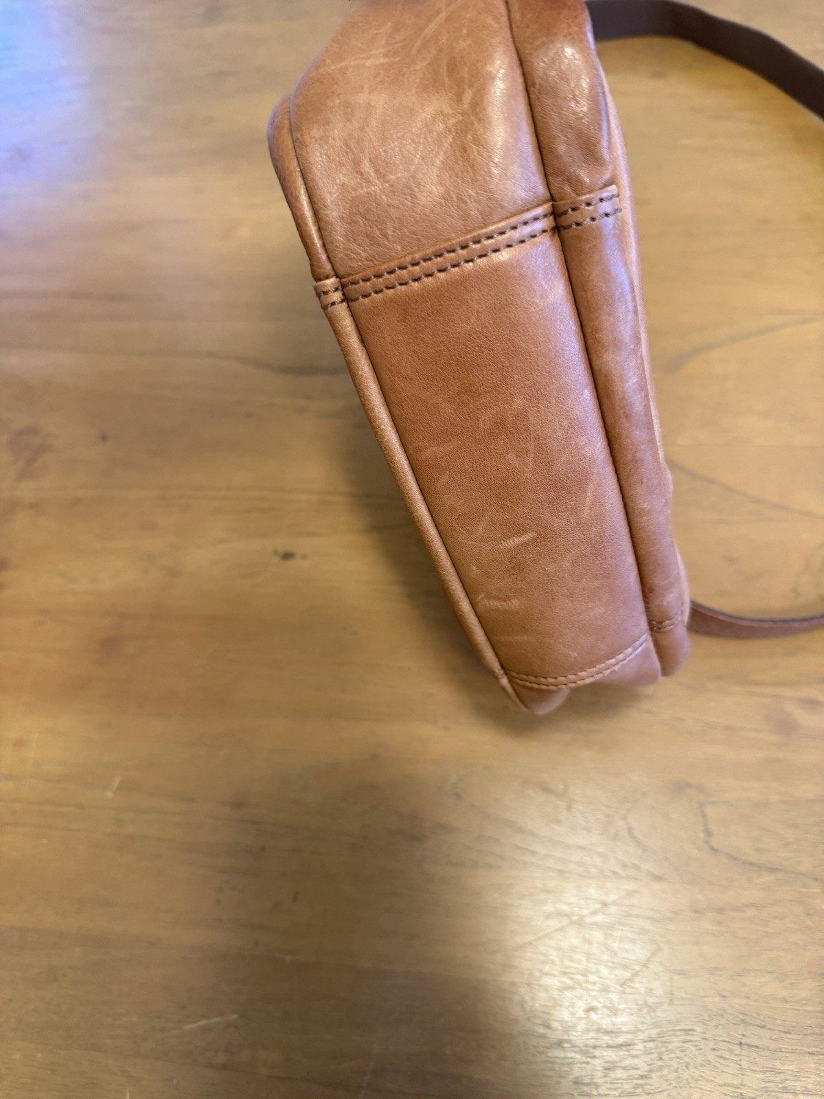 Harbour 2nd Distressed Worn Leather Crossbody Messenger Small Purse Bag