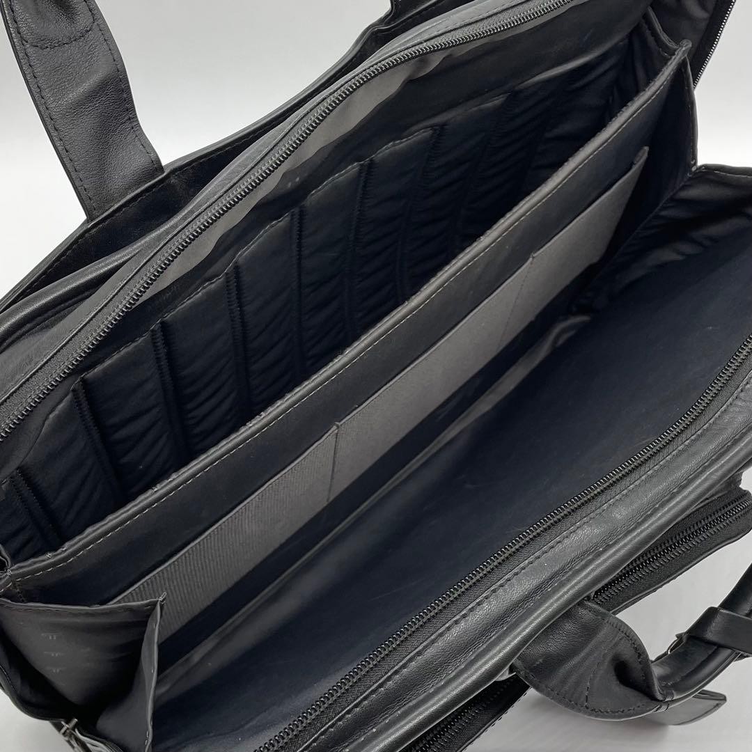 TUMI Black Napa Leather 2Way Business Bag 31cm