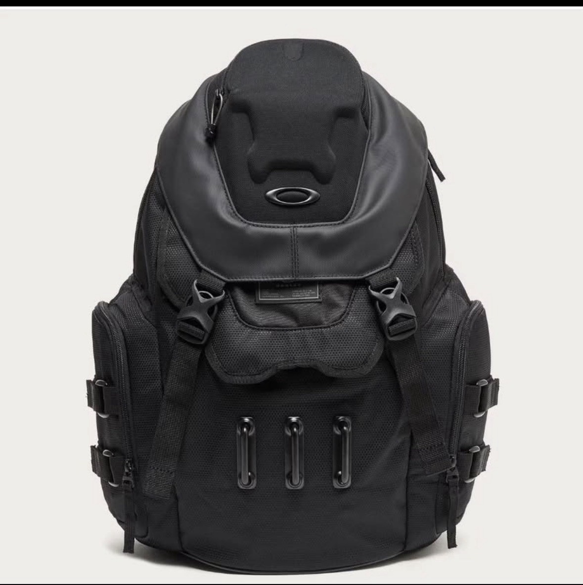 Oakley Men’s Kitchen Sink Backpack One Size – Stealthblack