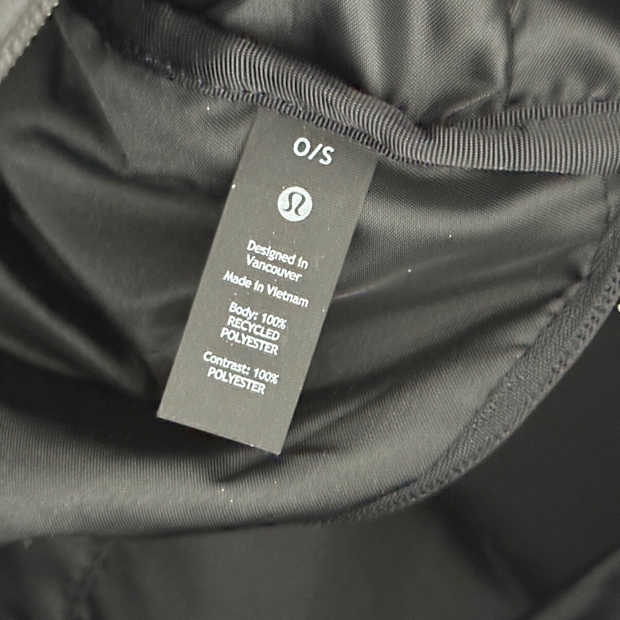 Lululemon Command The Day Black Duffle Bag 40L Unisex Travel Laptop