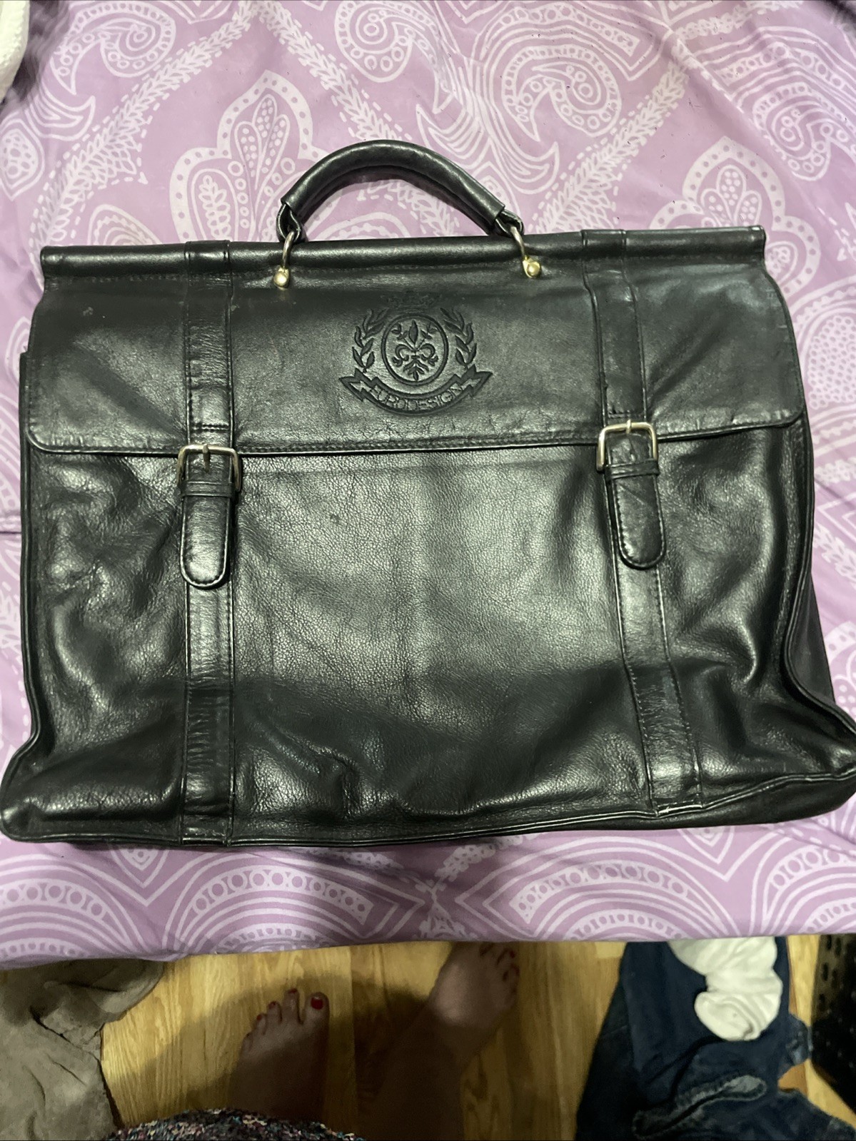 Euro design Black Leather Messenger Bag/Briefcase/Laptop Bag