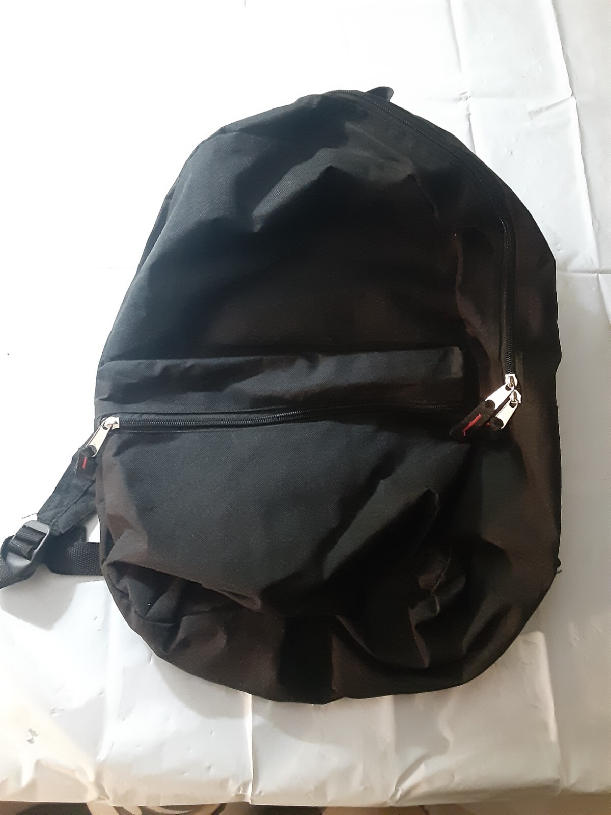 generic Backpack Black – very good condition, 16″x10″, light basic