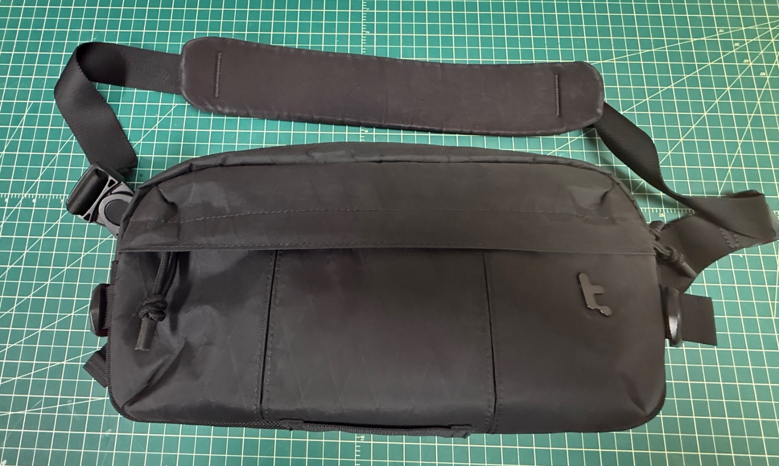 Tomtoc Wander-T26 X-Pac Daily EDC 5.5L Sling Bag. Compatible with Steam Deck.