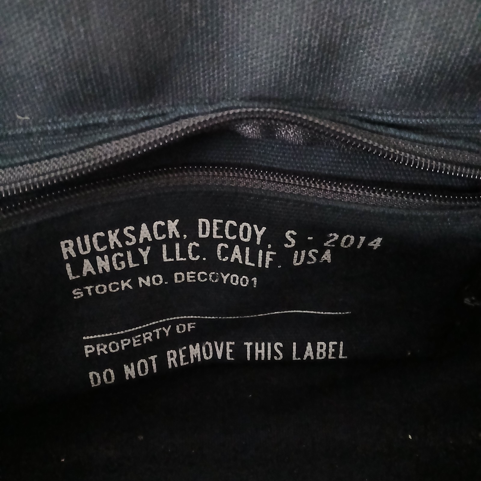 Langly Rucksack Decoy Camera Bag Backpack Gray Waxed Canvas – 1 buckle missing