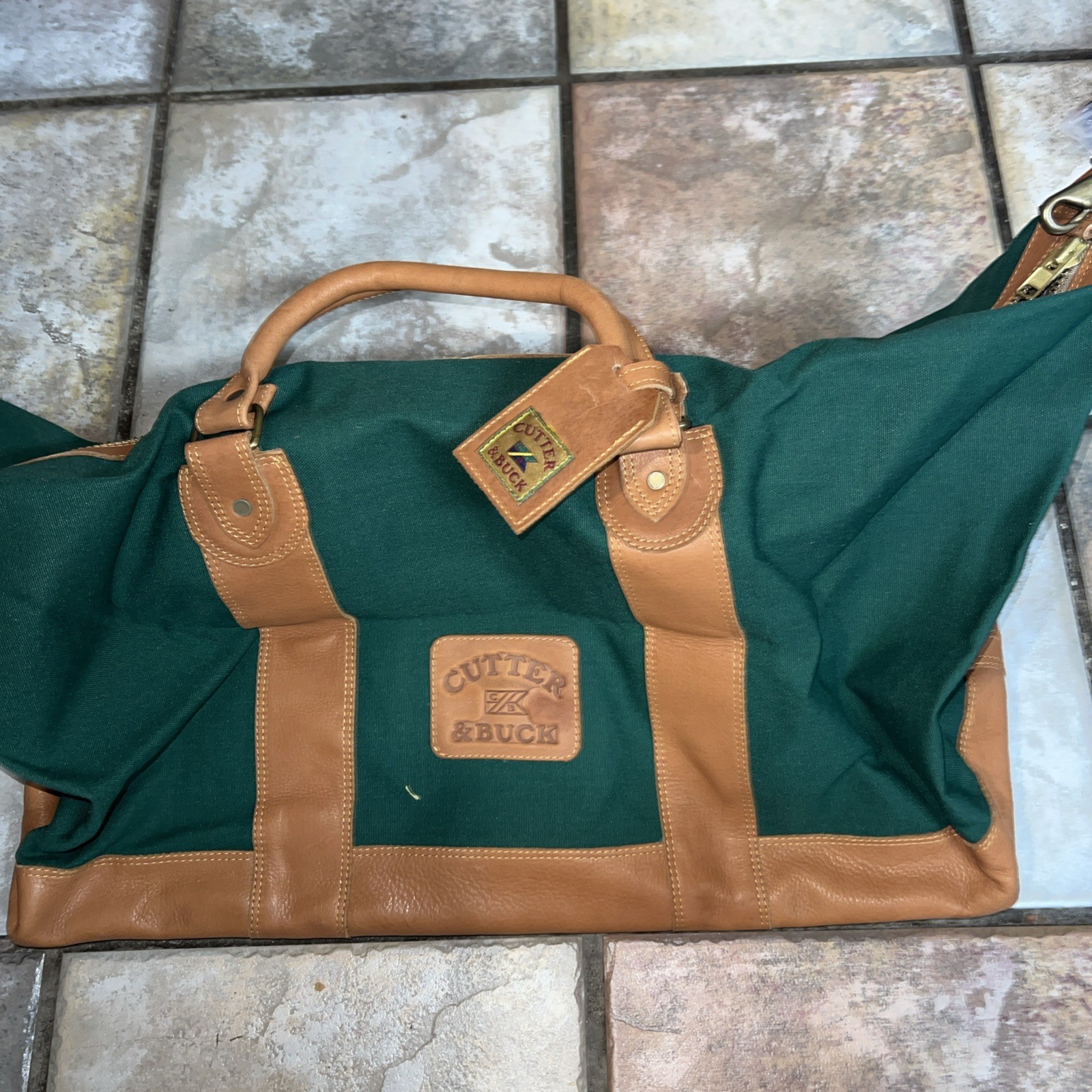 NWT Cutter & Buck 22” Canvas Leather Duffel Travel Weekend Bag YKK ZIPPER, Lock
