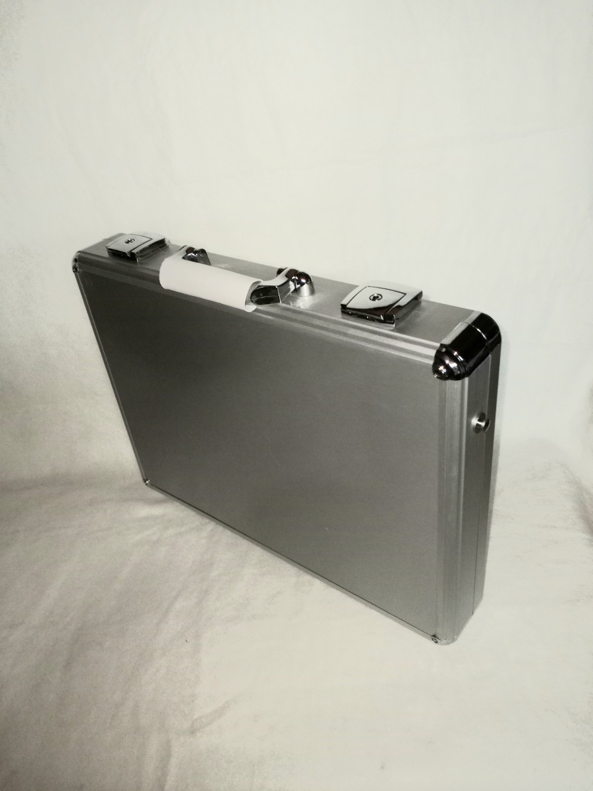 ATTACHE CASE 16 -1/2″ X 12-1/4″