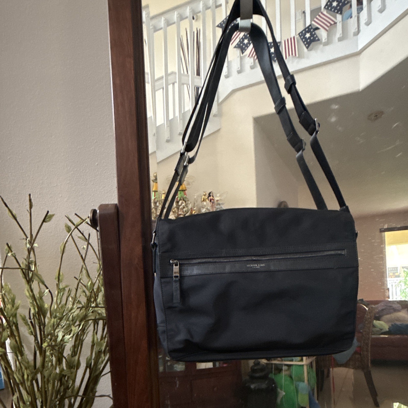 Michael Kors Black Messenger Bag Zip/Magnetic, Adjustable Strap, Pockets Men